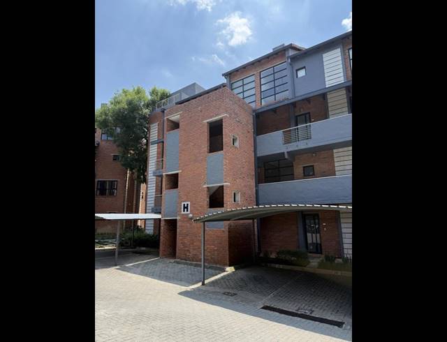 2 BEDROOM APARTMENT FOR SALE IN ATHOLL